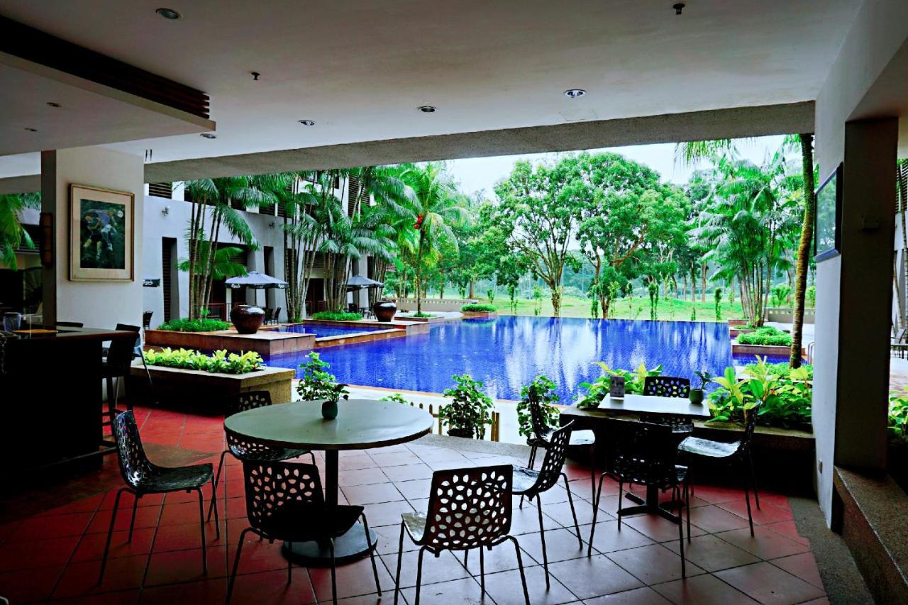 【Amazing】Pool View 2Br Suite @ Pulai Springs Resort Skudai Exterior photo